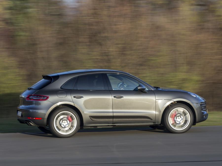  Porsche Macan Turbo 2014 года  (фото 31 из 33)